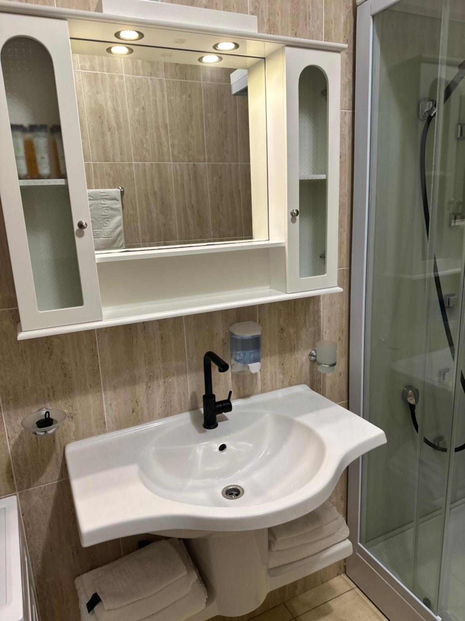 Apartament 2 Camere Samerland Mamaia Nord ภายนอก รูปภาพ